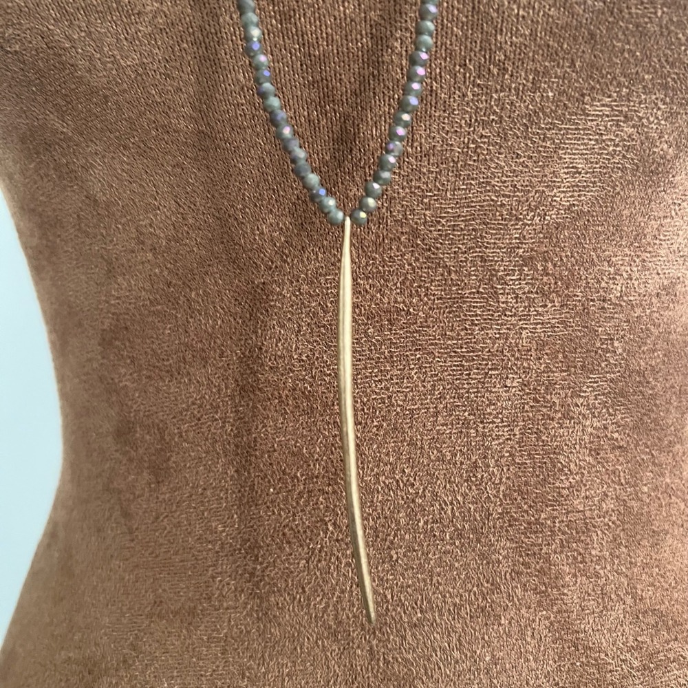 Canvas Gray Iridescent Beaded Long Spike Pendant Necklace 31"